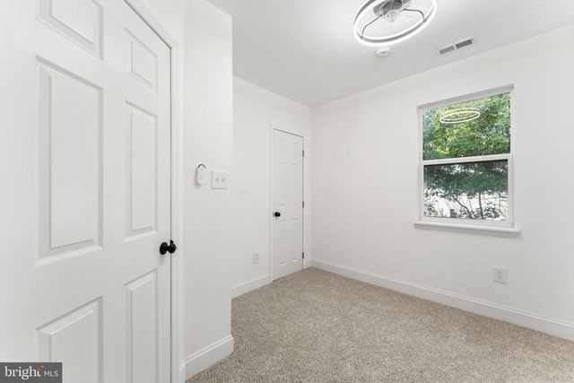 353 FLORENCE BLVD, Williamstown, NJ 08094