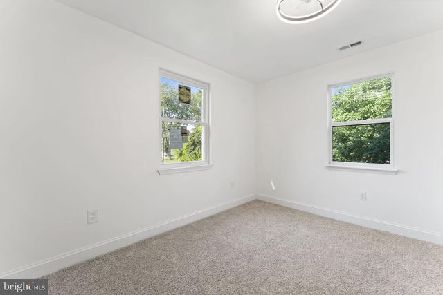 353 FLORENCE BLVD, Williamstown, NJ 08094