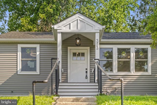 353 FLORENCE BLVD, Williamstown, NJ 08094