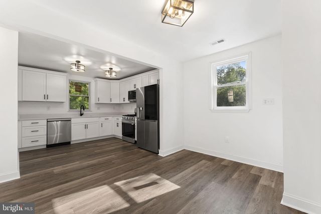 353 FLORENCE BLVD, Williamstown, NJ 08094