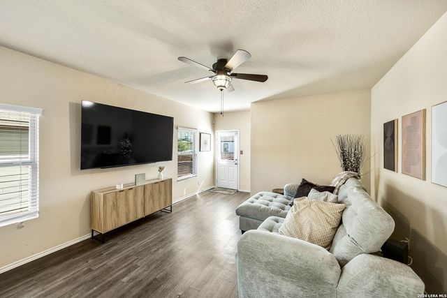 10918 Airmen, Converse, TX 78109