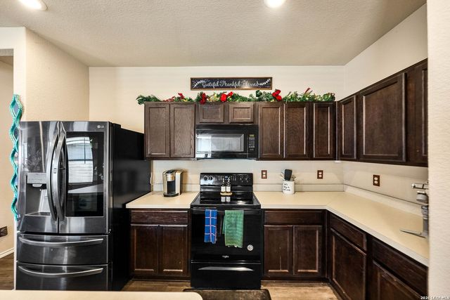 10918 Airmen, Converse, TX 78109