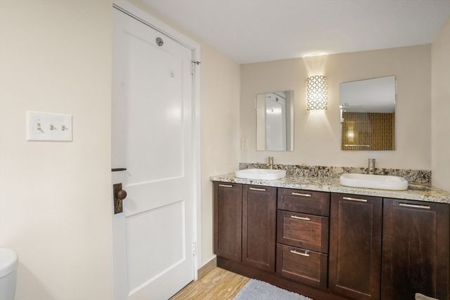 50 Grove Hill Park, Newton, MA 02460