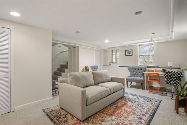 50 Grove Hill Park, Newton, MA 02460