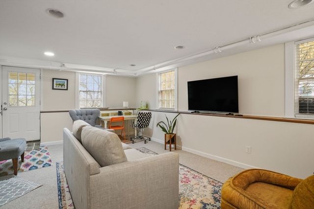 50 Grove Hill Park, Newton, MA 02460