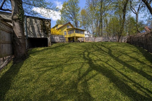 50 Grove Hill Park, Newton, MA 02460