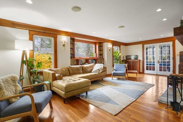 50 Grove Hill Park, Newton, MA 02460