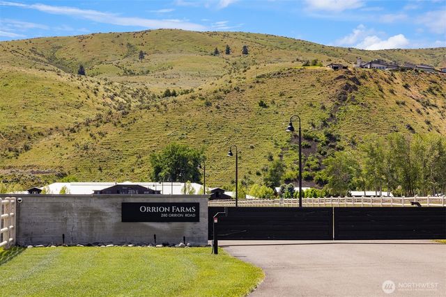 8501 Manastash Rd, Ellensburg, WA 98926
