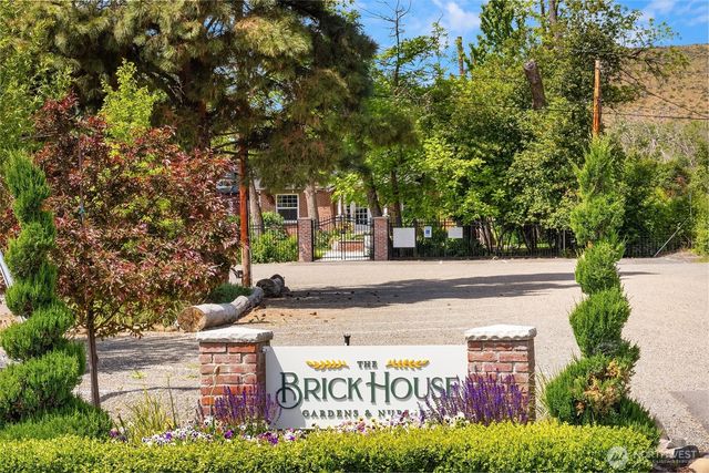 8501 Manastash Rd, Ellensburg, WA 98926