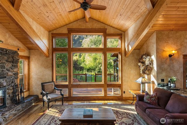 8501 Manastash Rd, Ellensburg, WA 98926
