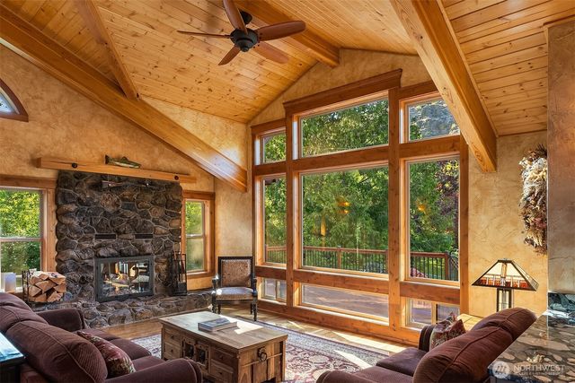 8501 Manastash Rd, Ellensburg, WA 98926