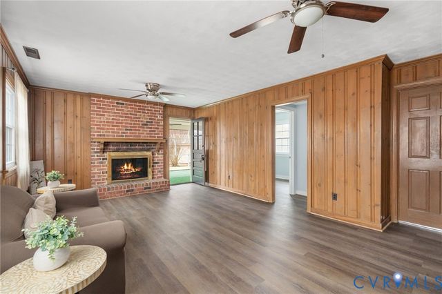 4206 Redbank Rd, Sandston, VA 23150