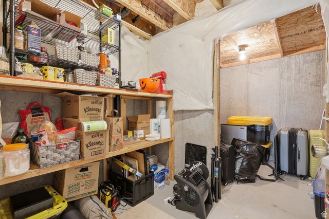 10302 N MORGAN BLVD, Cedar Hills, UT 84062