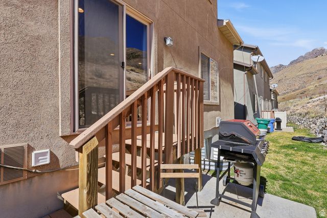 10302 N MORGAN BLVD, Cedar Hills, UT 84062