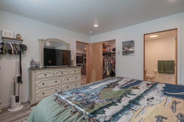 2400 HEARTLAND AVENUE, North Pole, AK 99705