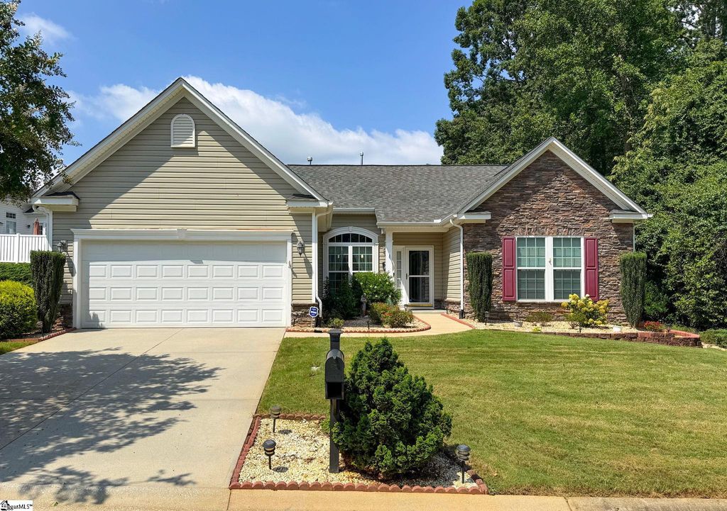 205 Allendale Abbey Lane, Simpsonville, SC 29681