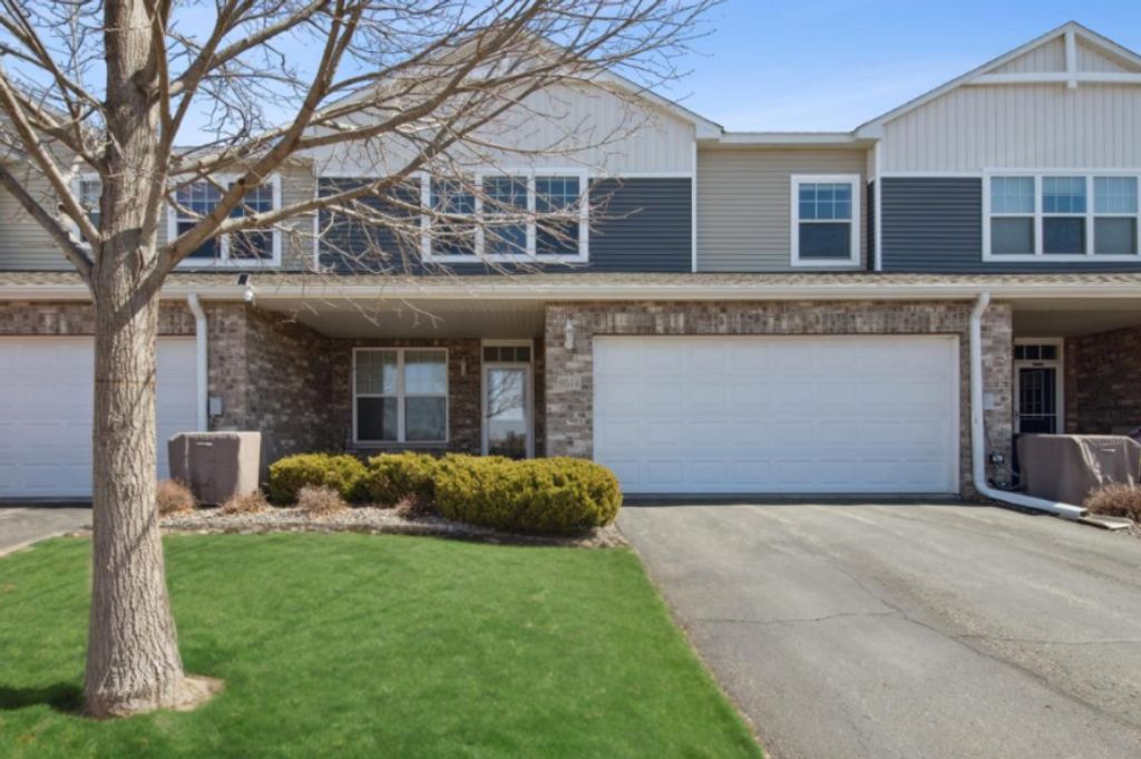 9514 Vera Cruz Lane N, Brooklyn Park, MN 55443