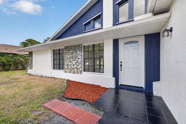 7834 SEASONS LANE, New Port Richey, FL 34653