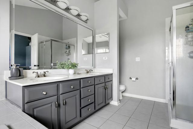 430 Clover Drive, Algonquin, IL 60102