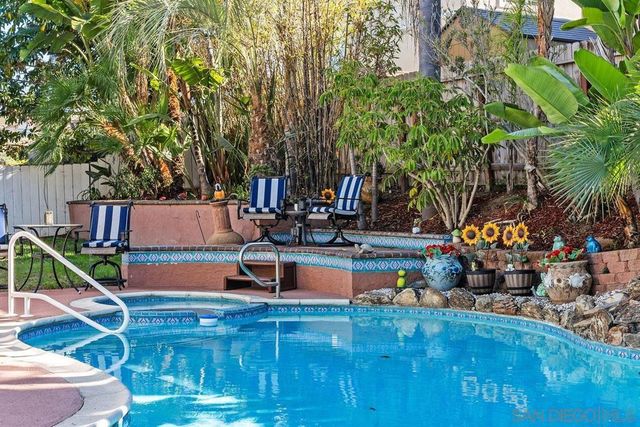 4475 Saint Andrews Place, Oceanside, CA 92057