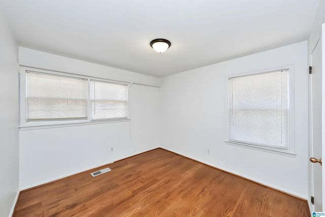 1327 3RD AVENUE SW, Alabaster, AL 35007