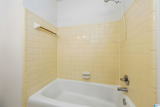 1327 3RD AVENUE SW, Alabaster, AL 35007