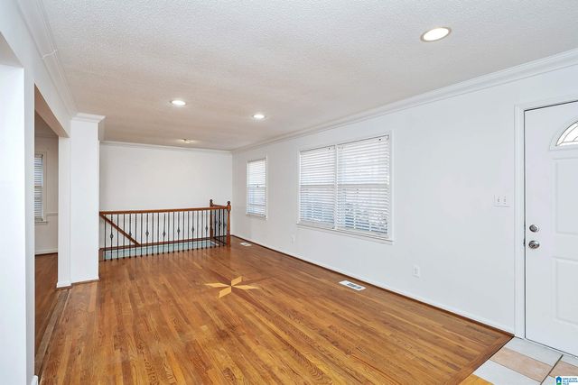 1327 3RD AVENUE SW, Alabaster, AL 35007