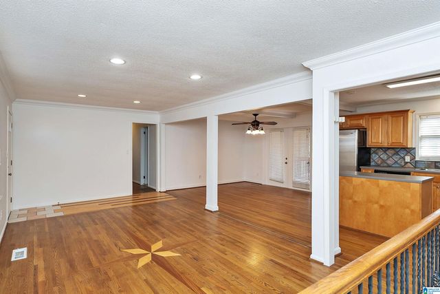 1327 3RD AVENUE SW, Alabaster, AL 35007