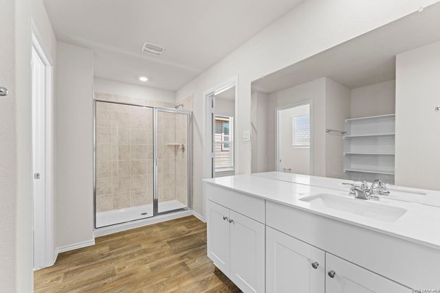 221 Scott Square, San Antonio, TX 78245