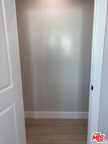6503 Lindenhurst Avenue, Los Angeles, CA 90048