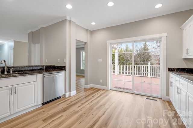 402 Sweetbriar Road N, Lake Lure, NC 28746