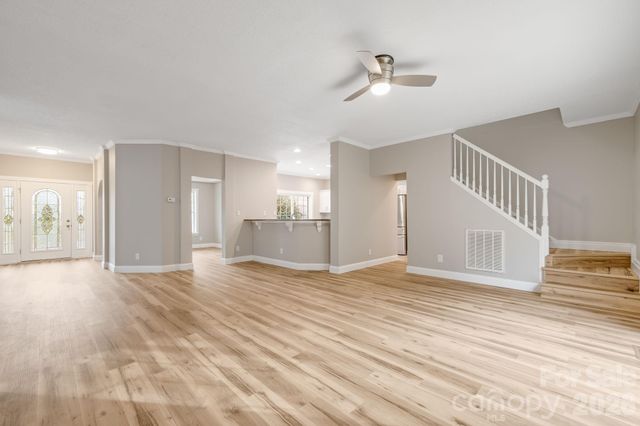 402 Sweetbriar Road N, Lake Lure, NC 28746