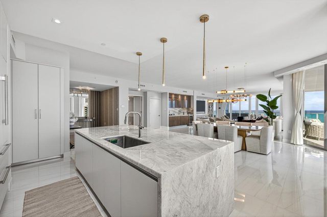 3100 N Ocean Drive H-PH3, Riviera Beach, FL 33404