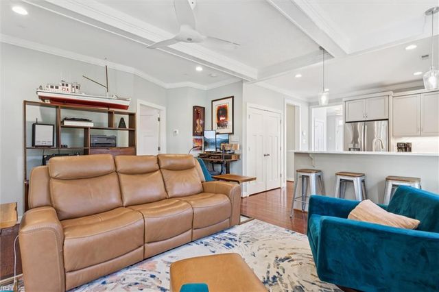 32 Village Park LN, Poquoson, VA 23662