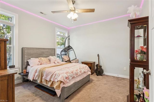 32 Village Park LN, Poquoson, VA 23662