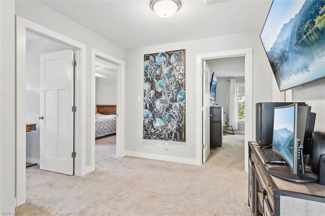 32 Village Park LN, Poquoson, VA 23662