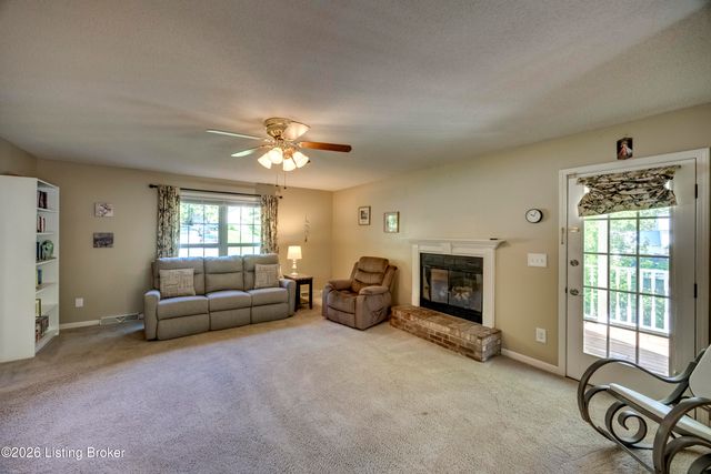 313 Finch Ct, Elizabethtown, KY 42701