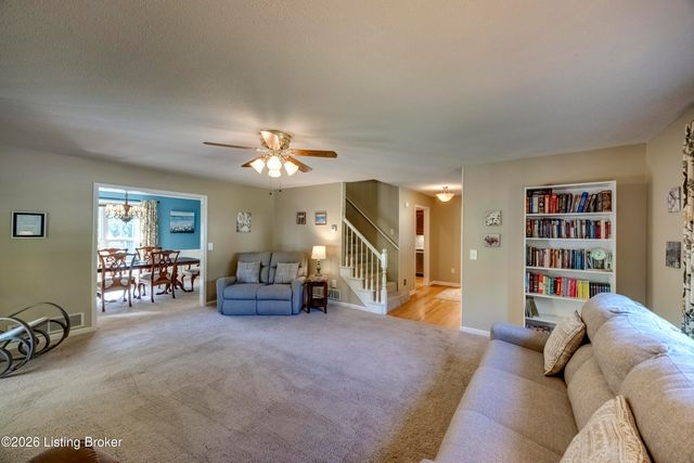 313 Finch Ct, Elizabethtown, KY 42701