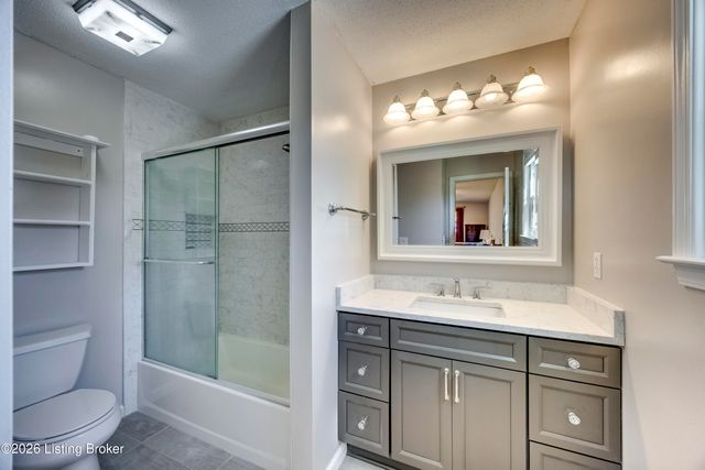 313 Finch Ct, Elizabethtown, KY 42701