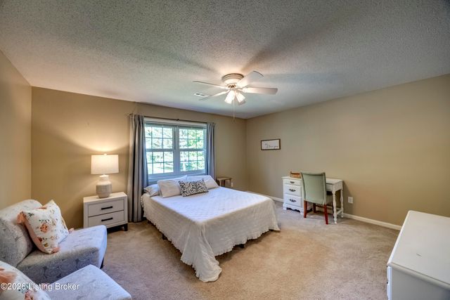 313 Finch Ct, Elizabethtown, KY 42701