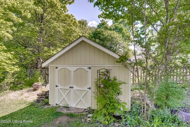 313 Finch Ct, Elizabethtown, KY 42701