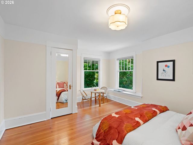 2414 Ne 19TH Ave, Portland, OR 97212