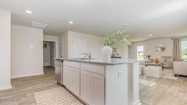 4243 Milkweed Road 256- Devon B, Shallotte, NC 28470
