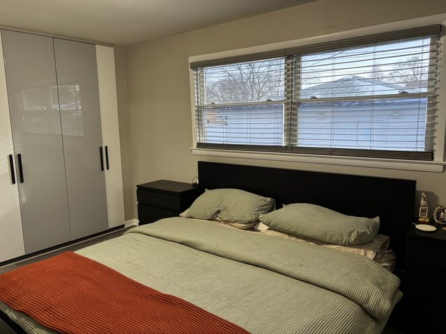 4501 W 123rd Place, Alsip, IL 60803