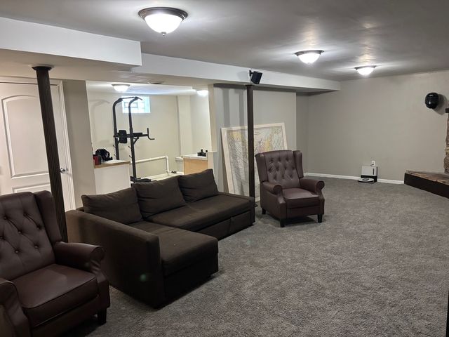 4501 W 123rd Place, Alsip, IL 60803