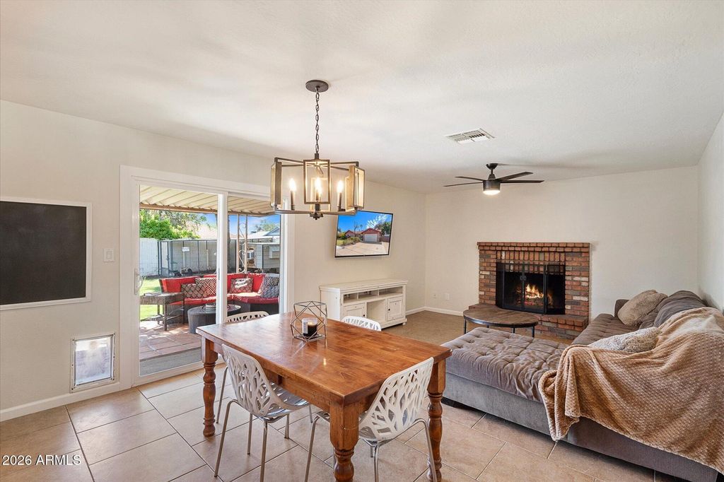 3929 W CAMPO BELLO Drive, Glendale, AZ 85308 — photo 3