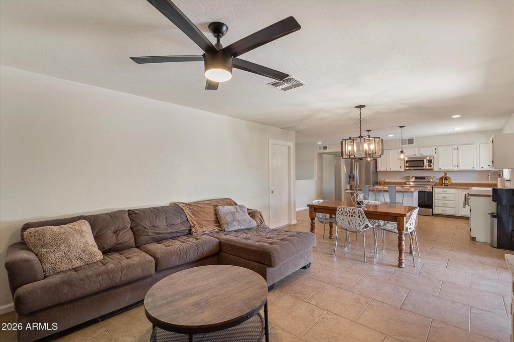 3929 W CAMPO BELLO Drive, Glendale, AZ 85308 — photo 5