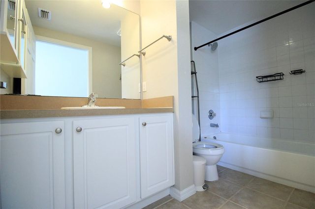 9158 SW 51ST ROAD J303, Gainesville, FL 32608