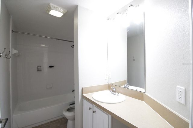 9158 SW 51ST ROAD J303, Gainesville, FL 32608