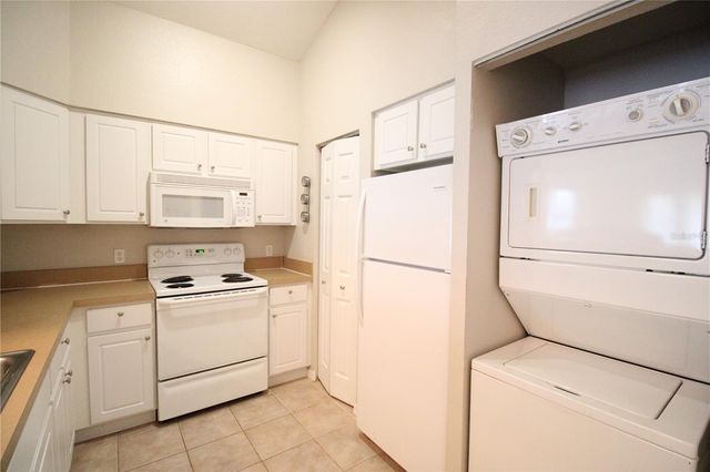 9158 SW 51ST ROAD J303, Gainesville, FL 32608